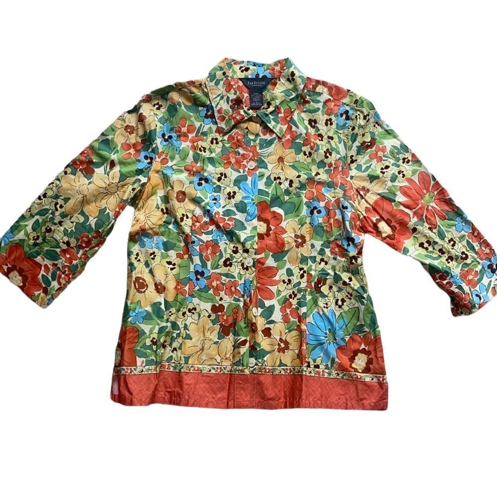 Van Heusen 🌼 Floral Top!